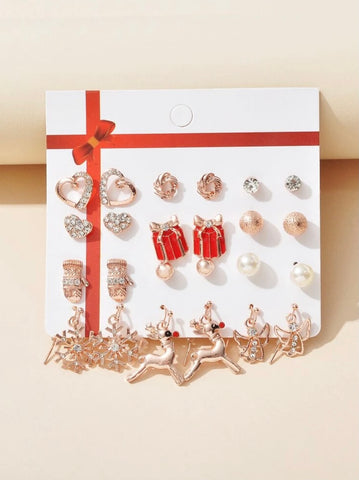 Gift & Deer Decor